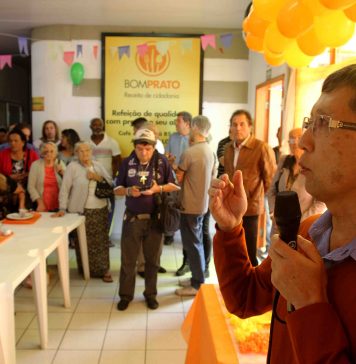 Prefeito participa das comemorações de 5 anos do Bom Prato de Itaquá