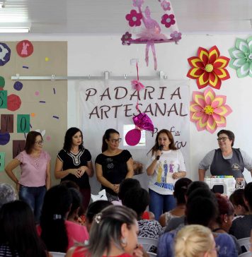 Famílias atendidas pelos CRAS Jardim Itaquá e Recanto Mônica recebem kits do programa “São Paulo Solidário”