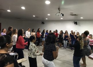 Professoras de creches subvencionadas participam de formação continuada