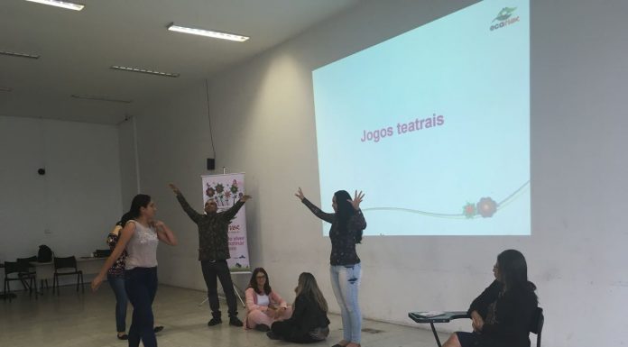 Educadores de Itaquá participam de oficina de teatro do projeto Ecoviver