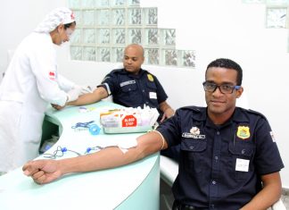 Guardas de Itaquá doam sangue para ajudar Hemocentro de Suzano