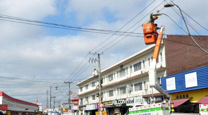 Itaquá recebe 8 mil novas lâmpadas