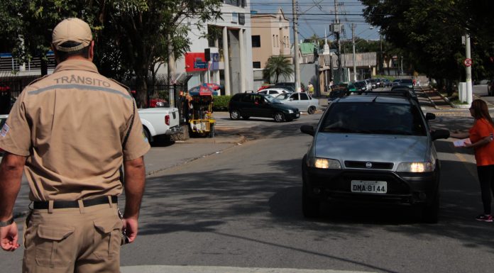Ação educativa ‘Pedestre Consciente’ marca o início da Semana Nacional do Trânsito em Itaquá