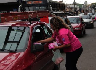 ‘Blitz Orientativa’ alerta para a importância da prevenção ao câncer de mama