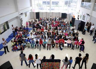 Espetáculo baseado na lenda do bumba meu boi é encenado na Secretaria de Cultura de Itaquá