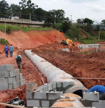 Novo trecho da Rua São Roque ganha tubulação