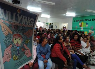 Cras do Recanto Mônica discute relações familiares, bullying e tragédia em Suzano