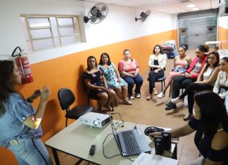 Secretaria de Política para Mulheres capacita profissionais do CadÚnico e Casa Aberta