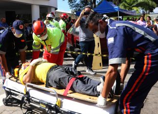 Evento do Maio Amarelo tem simulação de acidente e realidade virtual