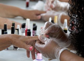 Fundo Social e Política para Mulheres fazem Ação Social em homenagem ao Dia das Mães
