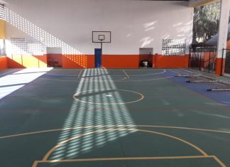 EMEB José Piacentini realiza pintura e reforma da Quadra Esportiva