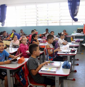 Alunos voltam às aulas nesta terça em Itaquá