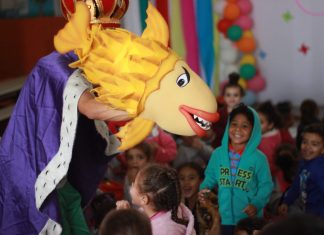 Secretaria de Educação inova com a biblioteca itinerante e lança o projeto – “Hora de cantar história”