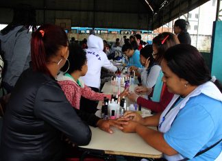 Fundo Social, Secretaria de Políticas para Mulheres e CDHU fazem ação social no Jardim Odete