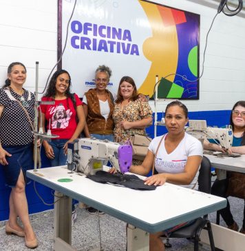 Oficina Criativa forma primeira turma com 40 alunos