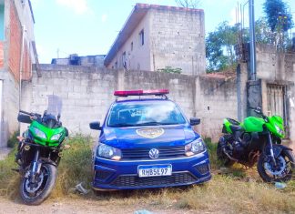 Força Azul recupera três motos