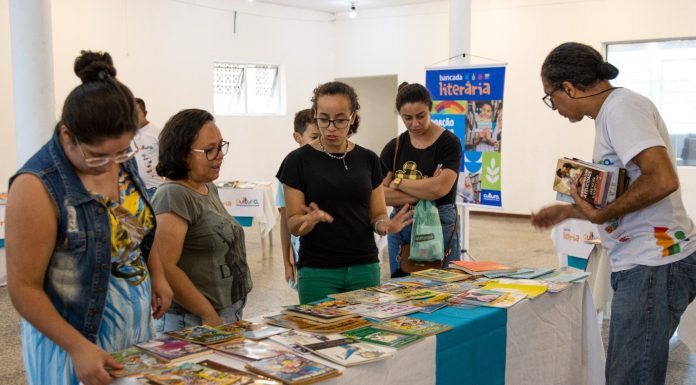 Itaquá celebra Dia Mundial de Doação de Livros com mais de 650 exemplares distribuídos em Bancada Literária