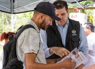 Famílias da Vila Maria Augusta recebem cartão social de R$ 500