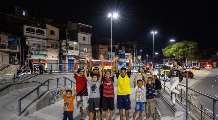 Em apenas seis meses de obra, Itaquá inaugura canteiro central no Parque Piratininga