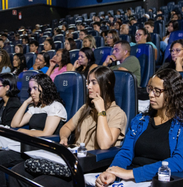Aprova Itaquá realiza aula inaugural do curso preparatório para o Enem 2024