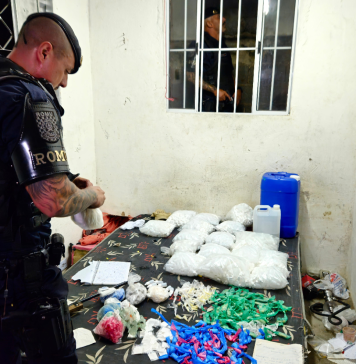 Em noite de prejuízo para o tráfico, GCM detona duas ‘casas bomba’ e prende um suspeito