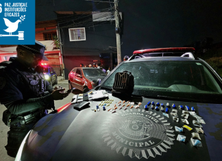 GCM detém suspeito por tráfico e descobre desmanche clandestino com mais de 300 peças