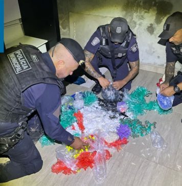 GCM estoura duas casas bomba e apreende 5 mil drogas