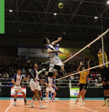 Itaquá Vôlei Mania vira contra o São José e segue invicto no Paulista Sub-21