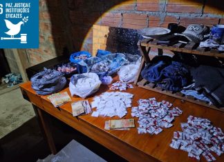 GCM de Itaquá desmantela duas casas-bomba com 1,1 mil entorpecentes e um simulacro