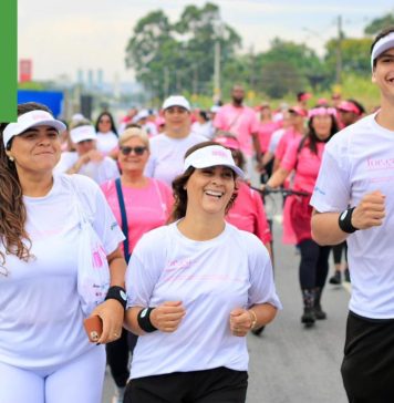 Em Itaquá, 550 pessoas participam da Caminhada Outubro Rosa