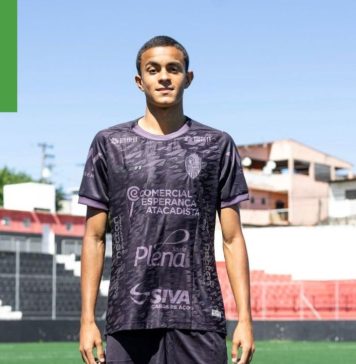 De Itaquá para o mundo: aos 17 anos, Davi Lima deixa o Itaquá Athletico Clube rumo ao futebol europeu
