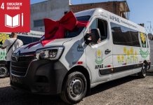 APAE de Itaquá recebe duas vans para fortalecer capacidade de atendimento