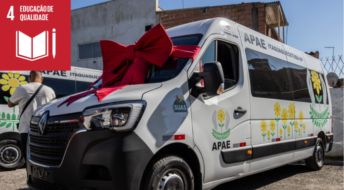 APAE de Itaquá recebe duas vans para fortalecer capacidade de atendimento